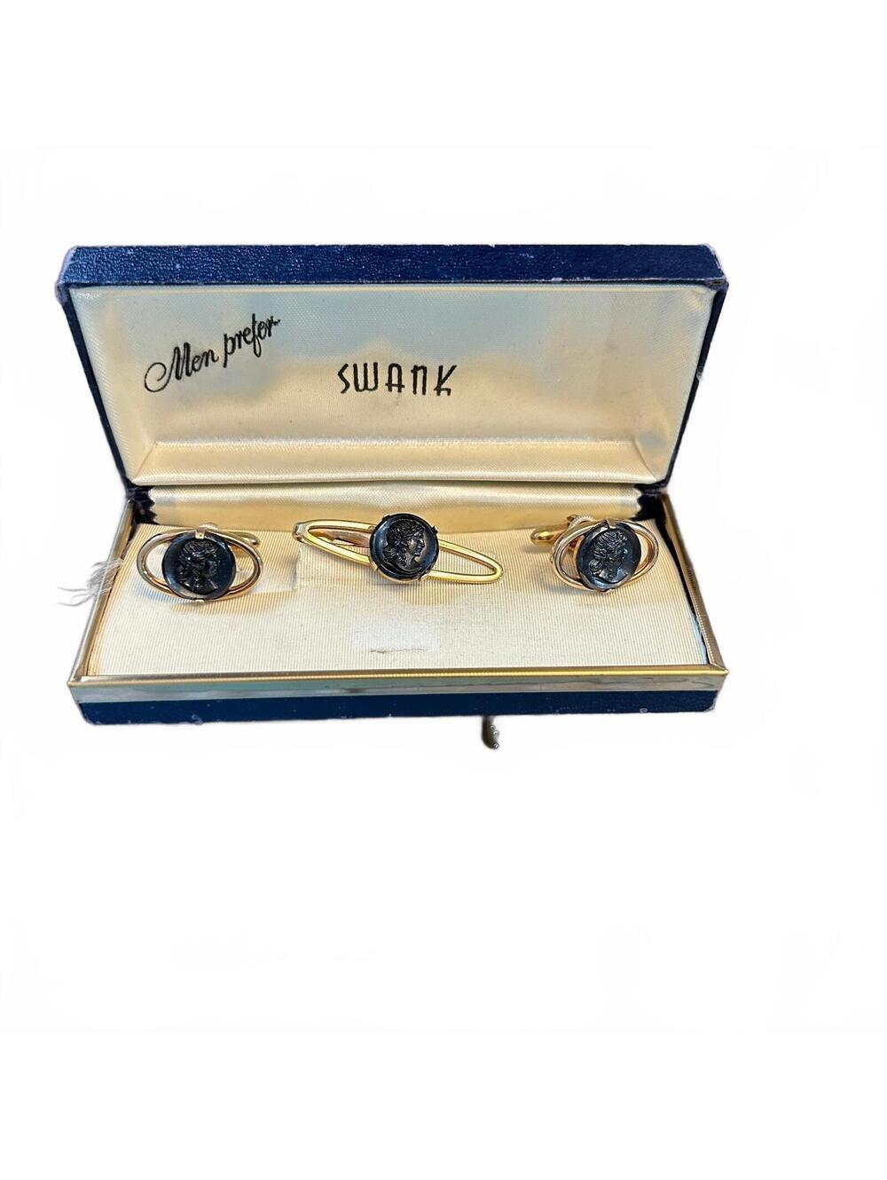 Vintage Swank Gold Tone Cameo Cufflinks & Tie Bar Set